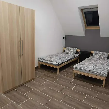 Dominik Apartment Papkeszi